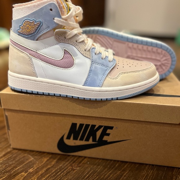 Air Jordan 1 Zoom Air Comfort in Pink Oxford/Sail/Summit White/Plum Fog - Picture 7 of 7